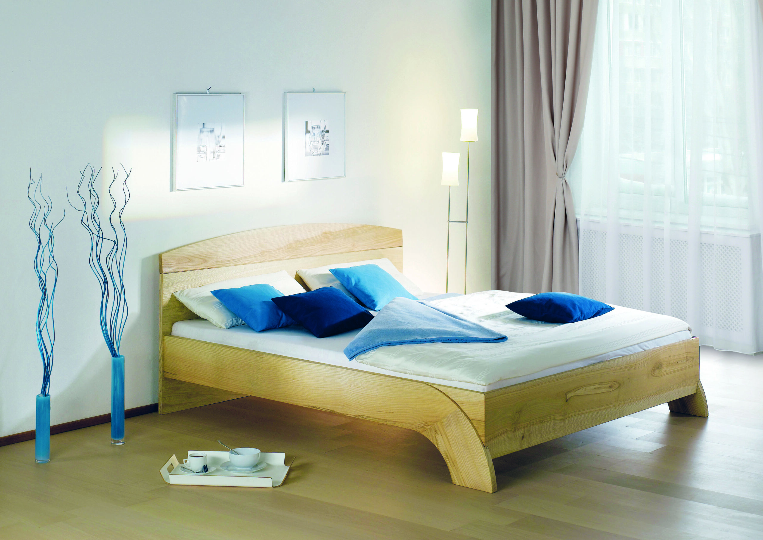 RELAX Massivholzbett Swing Kernbuche bewegende Optik – Schreinerei Bayer